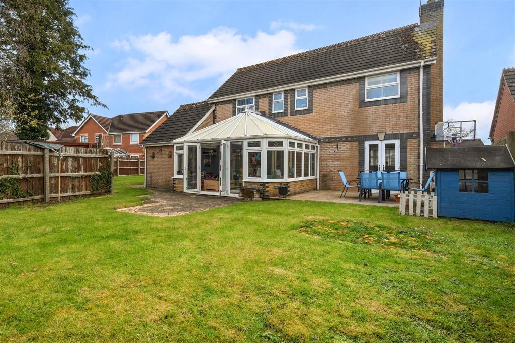 Willis Close, Chippenham photo 4