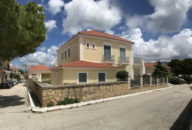Main image of property: Lixouri, Cephalonia, Ionian Islands