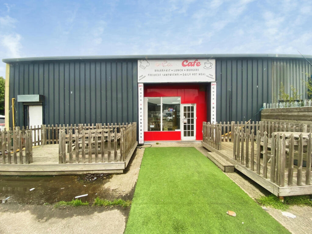 Main image of property: Purdys Way, Rochford, SS4