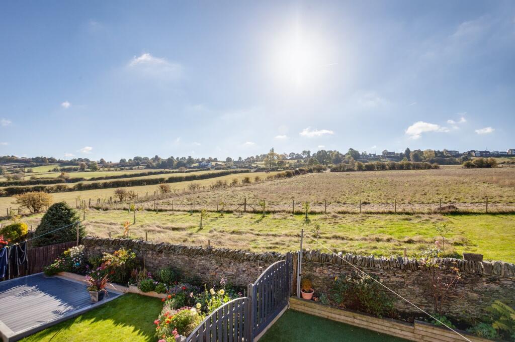 West End Drive, Cleckheaton, BD19 photo 4