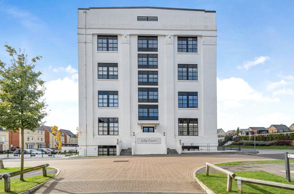 Main image of property: Fullbrook Drive, Basingstoke, Hampshire, RG21