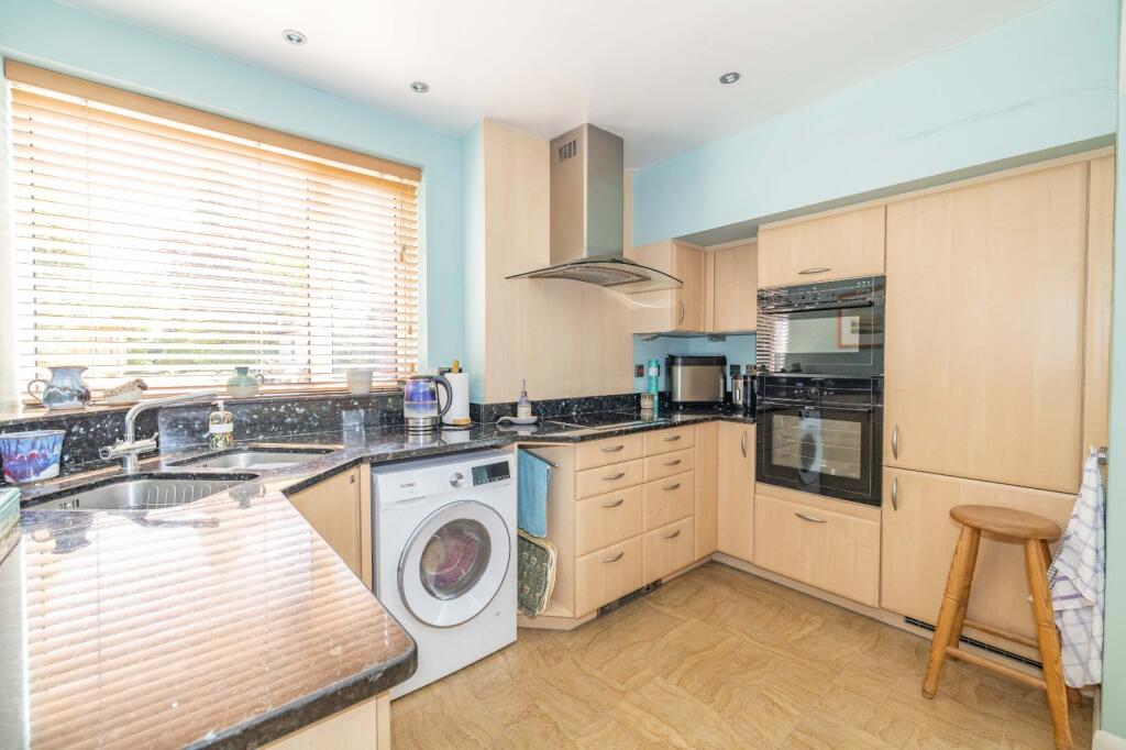 House in Canterbury, Kent - View 5