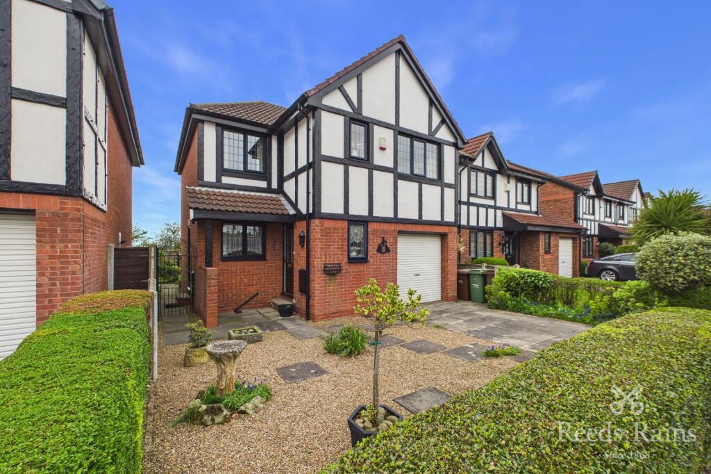 Main image of property: Crown Point Drive, Ossett, West Yorkshire, WF5