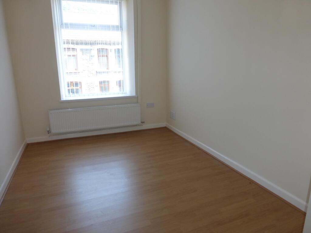 Aberhonnda Road, Porth - View 3