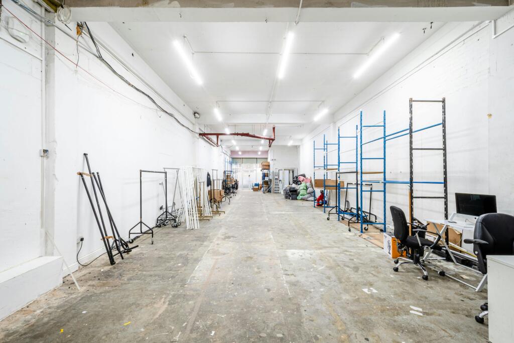 Plumbers Row 18 U1 - Low Res 7.jpg