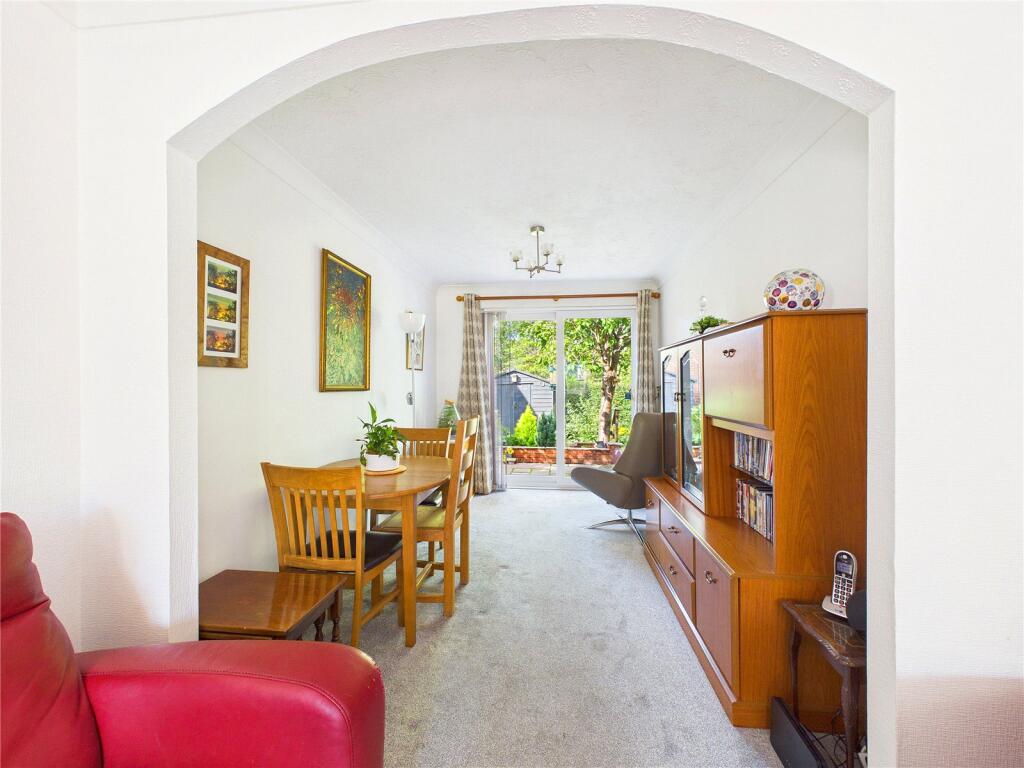 Coppice Close, Droitwich, Worcestershire, WR9 photo 4