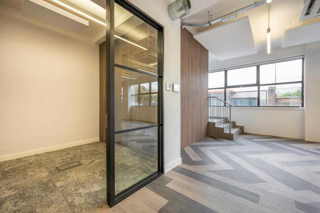 office 5.jpg