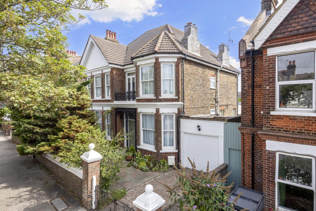 Main image of property: Ditchling Road, BN1