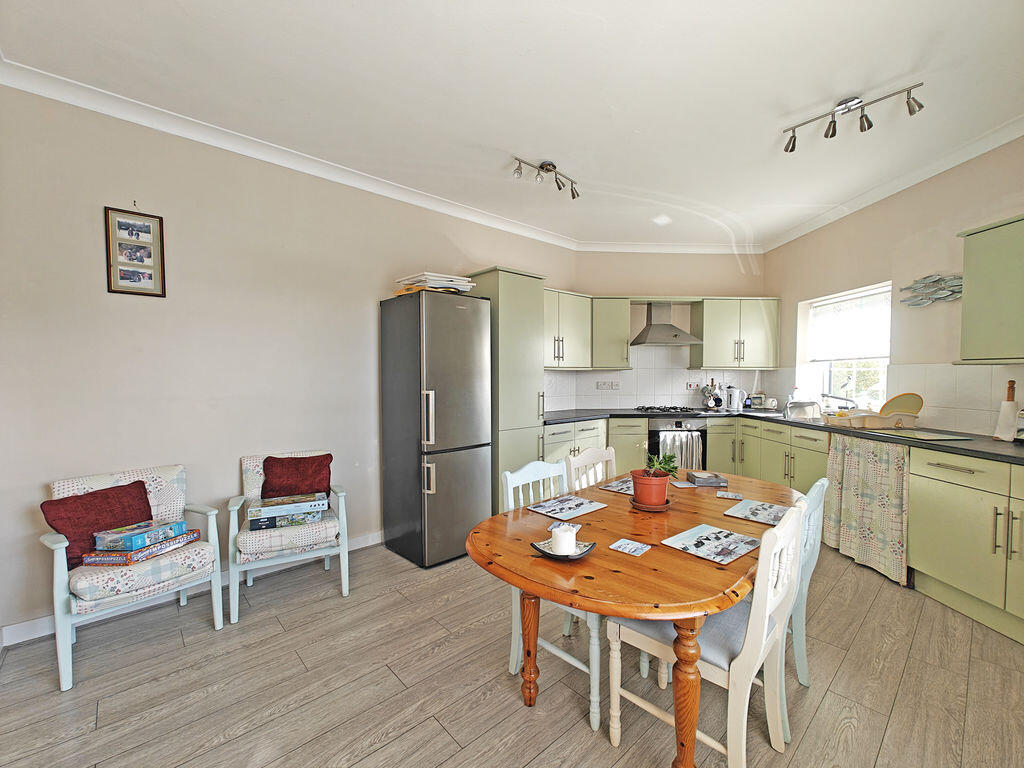 Apartment in New Forest, Old Milton, New Milton - View 5