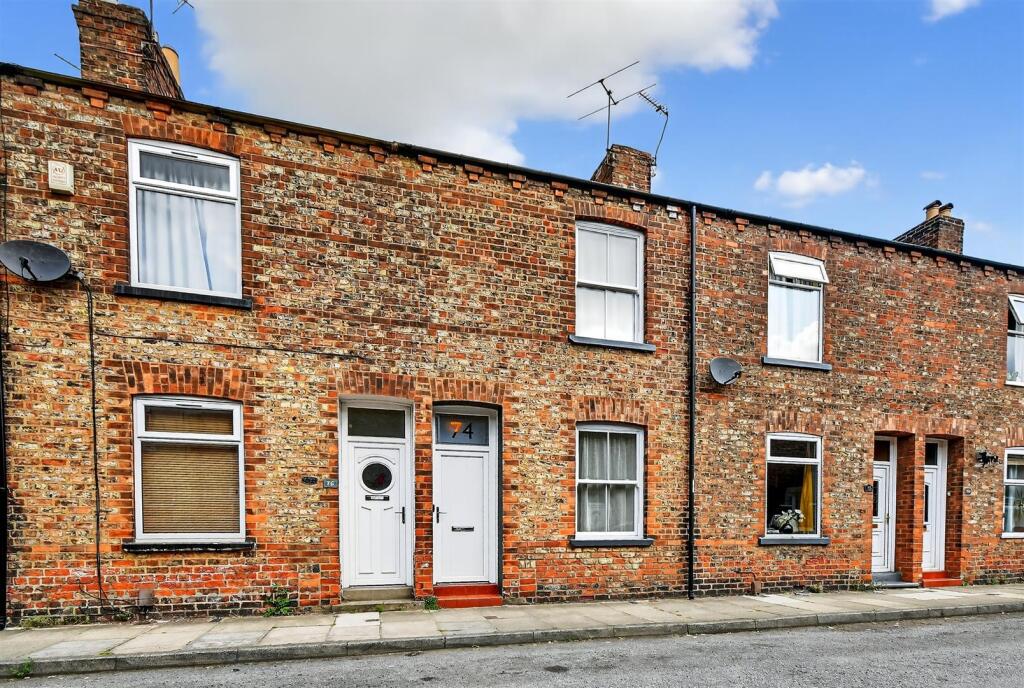 2-bed terraced on Gladstone Street, Acomb, £260,000