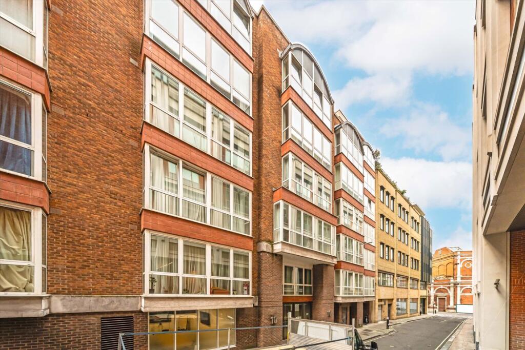 Main image of property: Hosier Lane, Clerkenwell