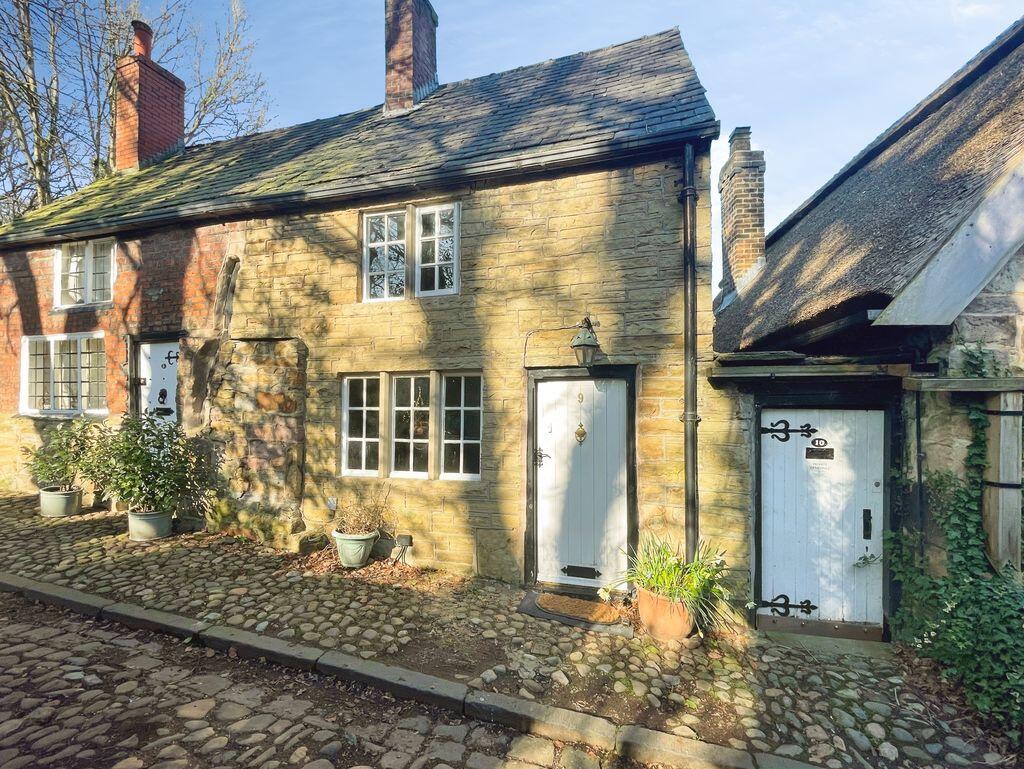 Firwood Fold, Tonge Moor - For sale by auction, Bolton