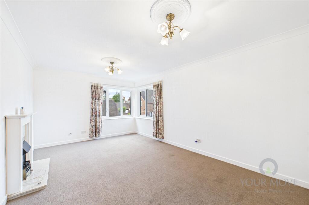 Pond Farm Close, Duston, Northampton, Northamptonshire, NN5 photo 2