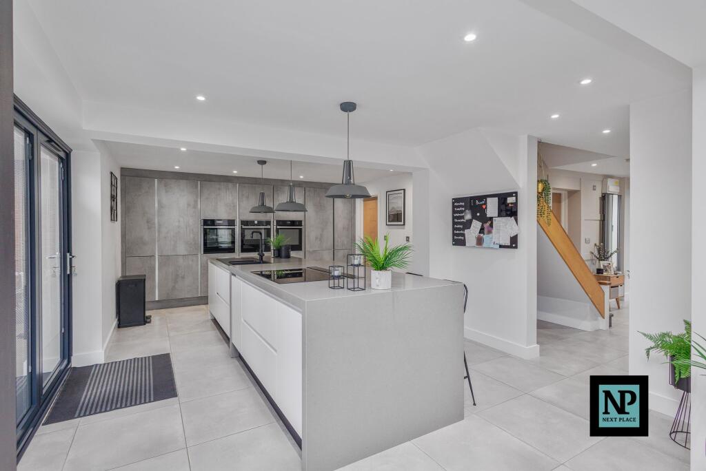 Additional image 3 of Slingsby, Tamworth, B77