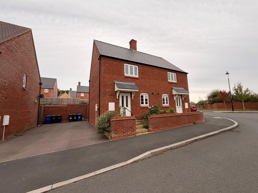 House in Northampton - View 2