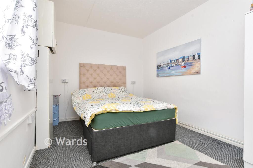 Apartment in Thanet, Margate - More