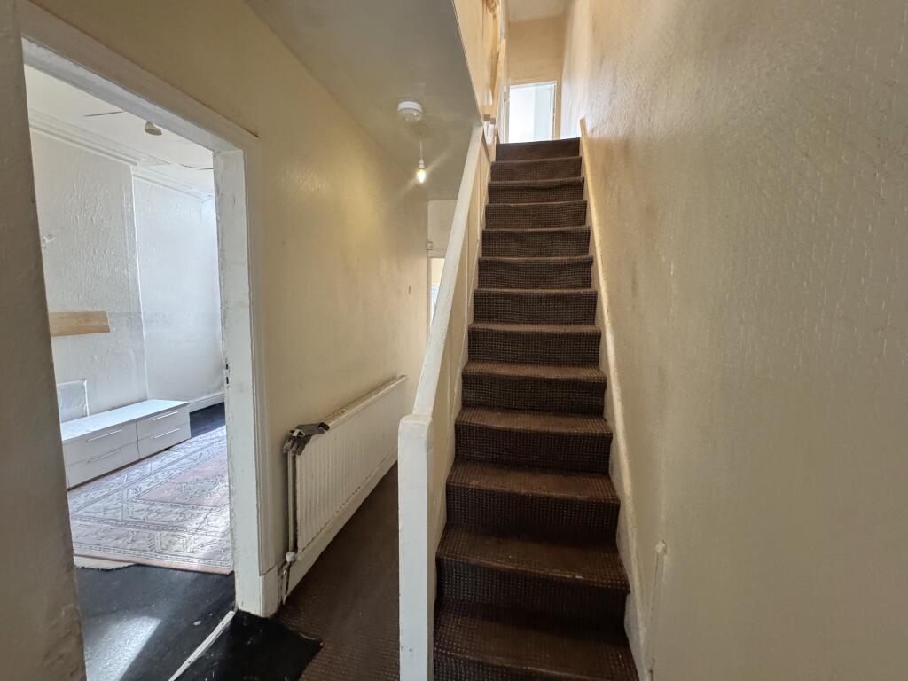 House in Manchester, Levenshulme - View 4