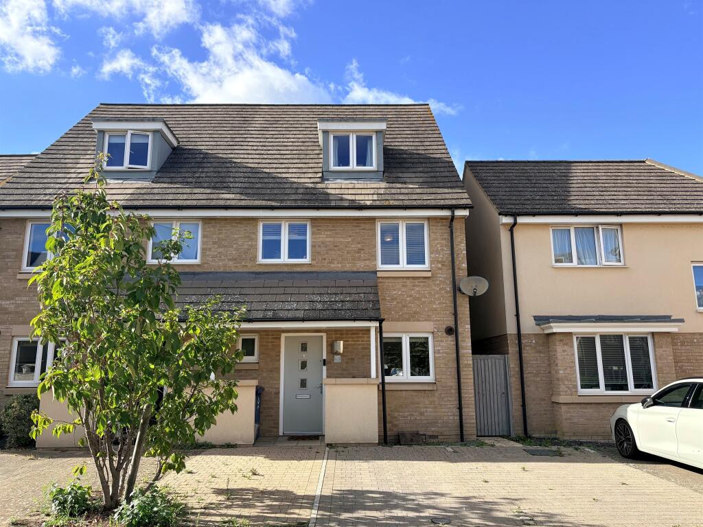 Main image of property: Day Close, ST. NEOTS