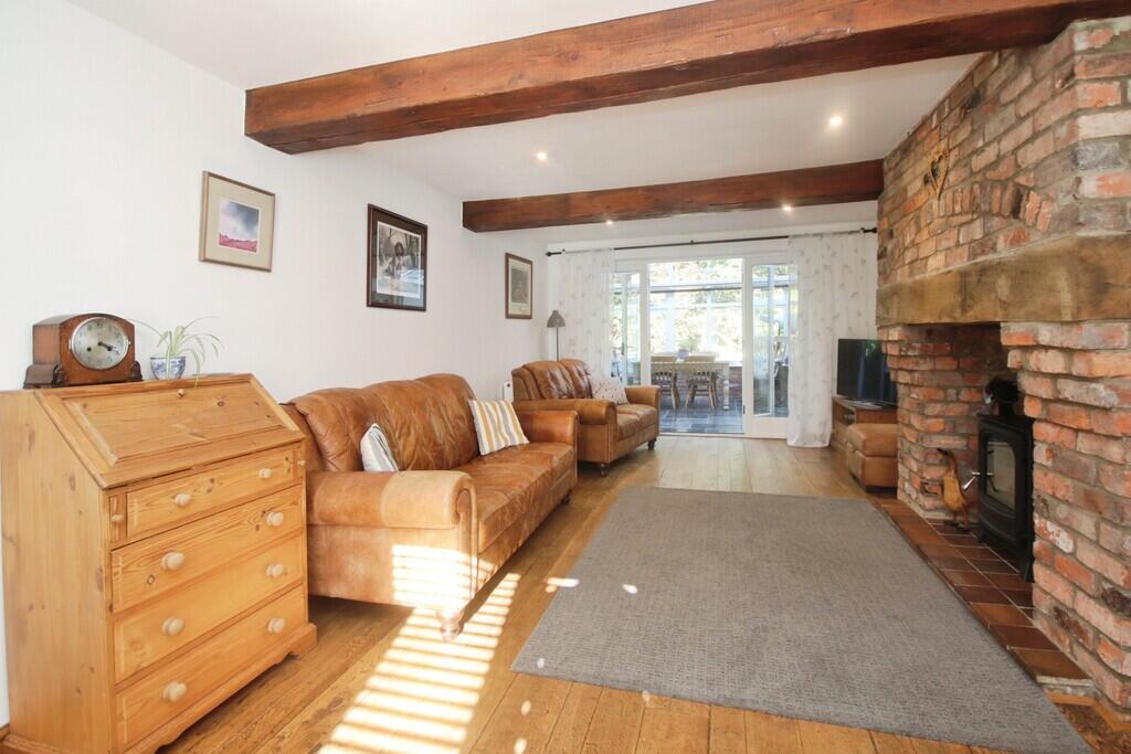 Woodland Drive, Nocton photo 3