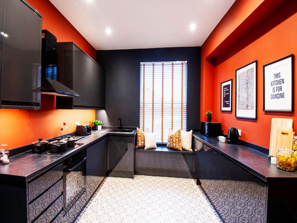 House in Leeds - View 4