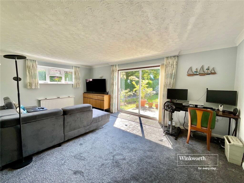 Wortley Road, Highcliffe, Christchurch, Dorset, BH23 photo 4