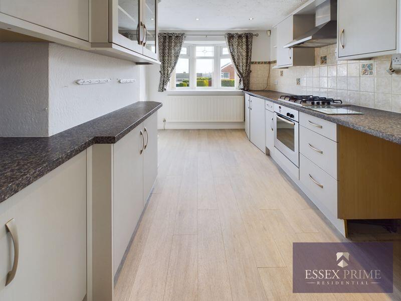 Two Bedroom Semi-Detached Bungalow DE11 photo 2