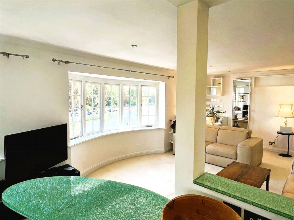 Apartment in South Oxfordshire, Henley-on-Thames - View 5