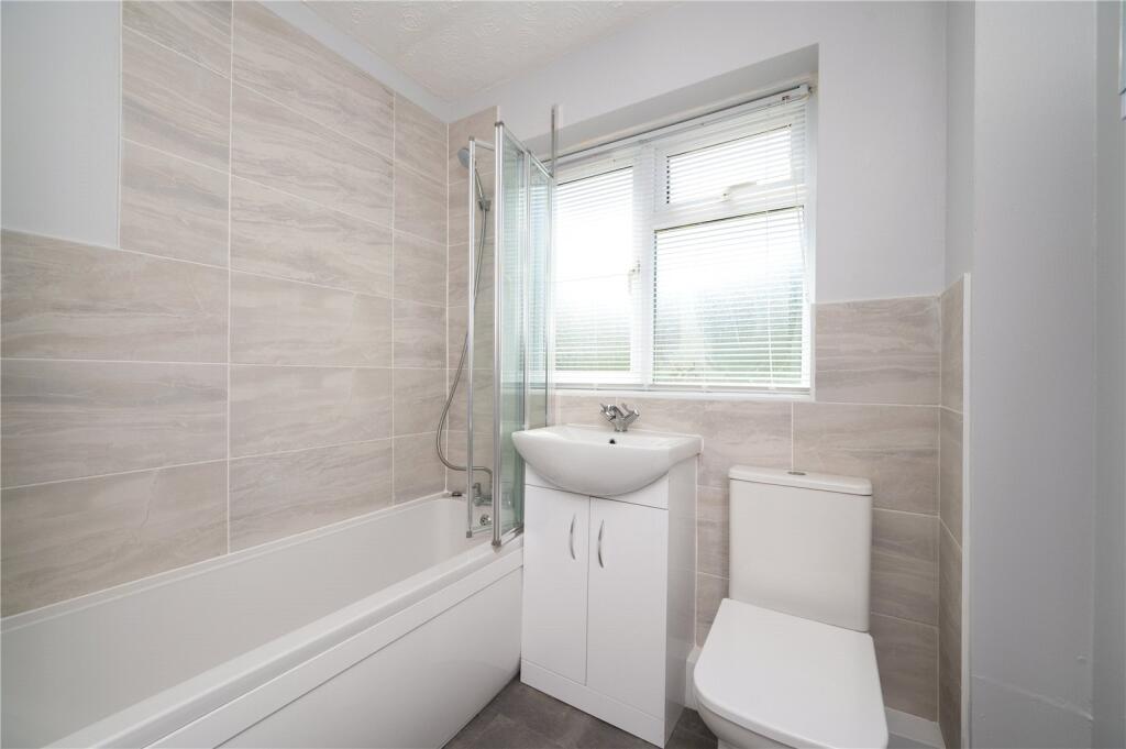 Apartment in St Albans - View 3