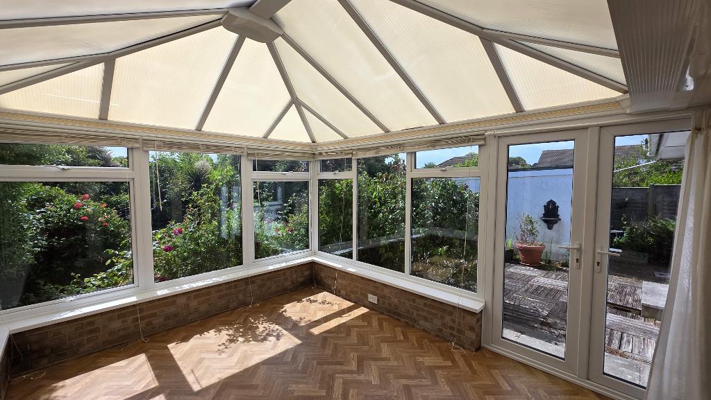 Meadow Close, Bembridge, Isle of Wight, PO35 5YJ photo 3