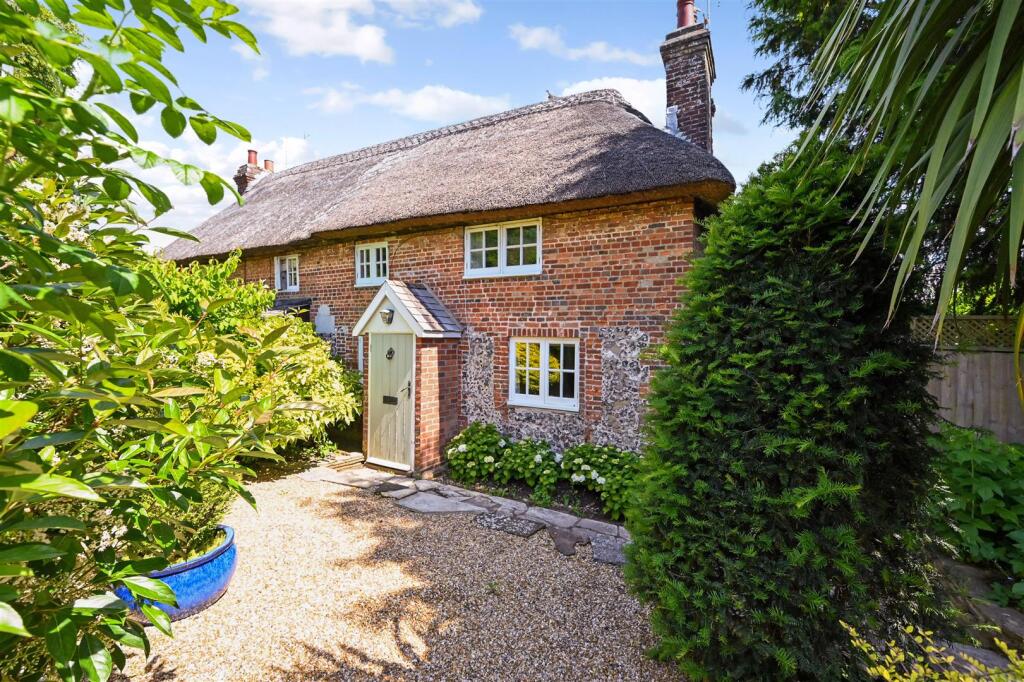 House in Chichester, Mid Lavant, Lavant - View 4