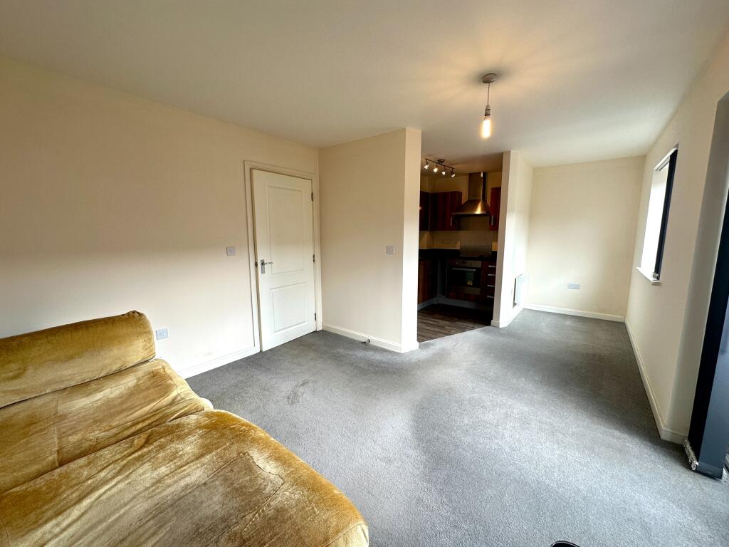 Apartment in Wolverhampton - View 4