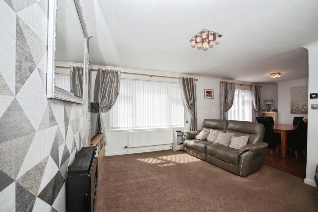 Ceiriog Crescent, Pontypridd - View 3