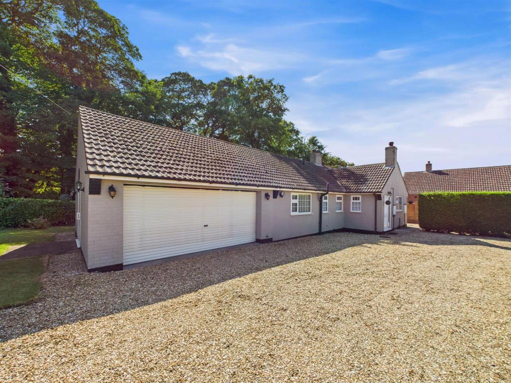 Main image of property: High Street, Candlesby, Spilsby