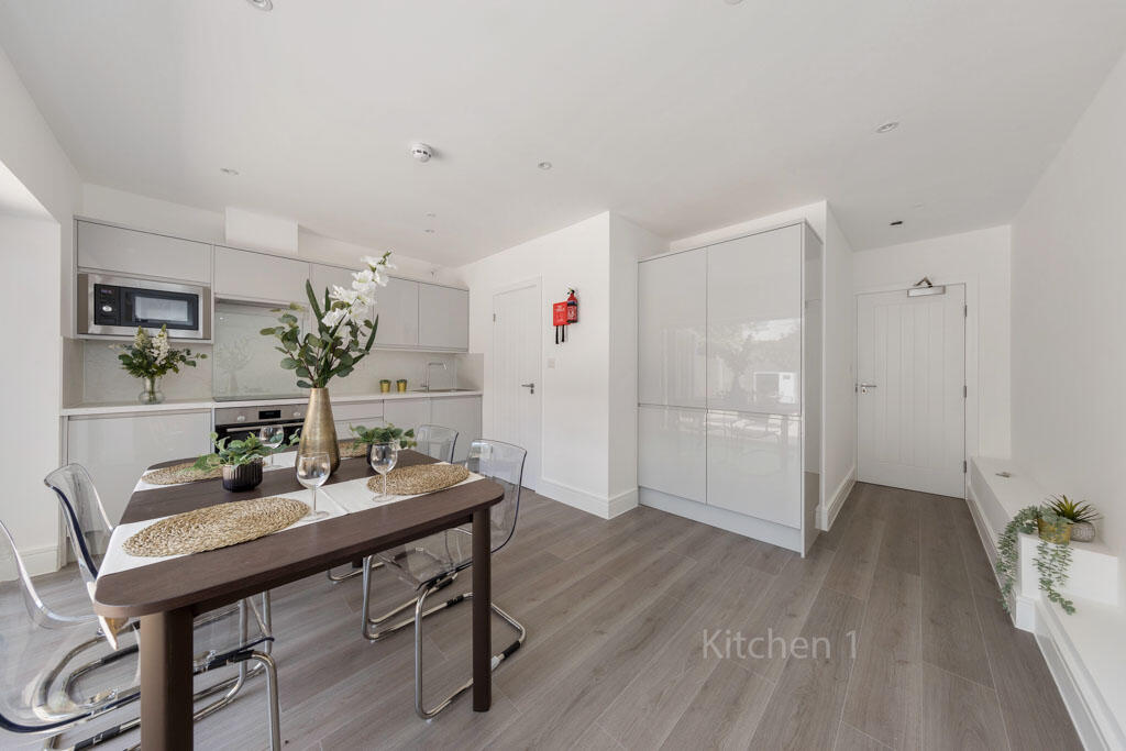 1 bedroom house share for rent