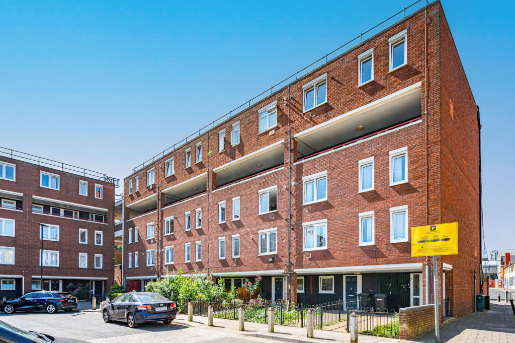 Main image of property: Tiverton Road, n16, Harringay, London, N15