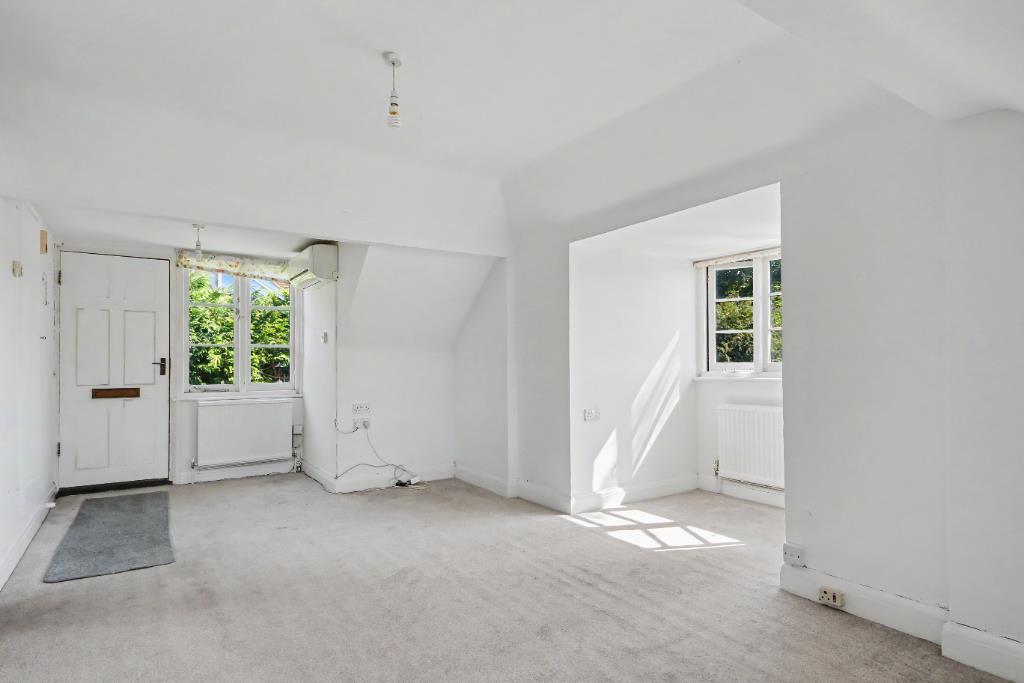 Apartment in Watford - View 5