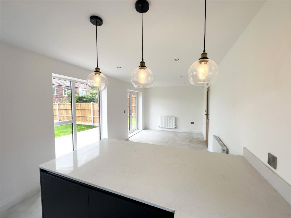 Lily Street, Middleton, Manchester, Greater Manchester, M24 photo 4