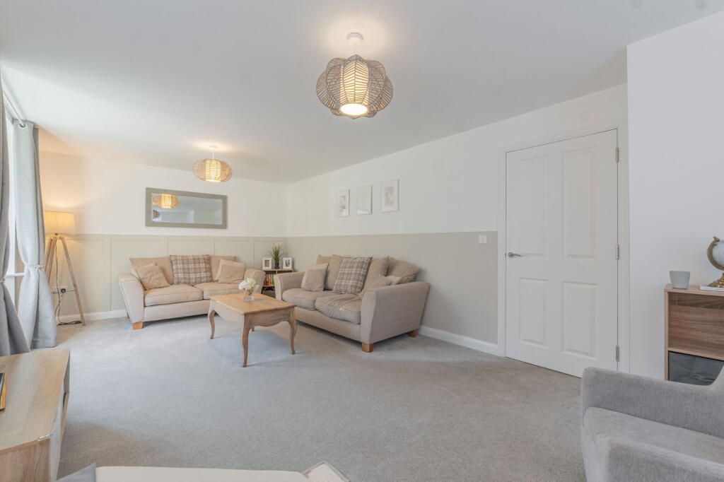 Additional image 11 of Edgefield Close, Redditch, B98 7WB