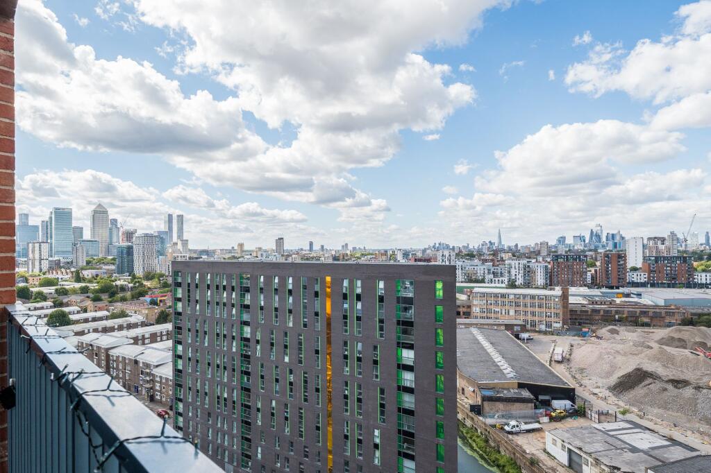Apartment in London - View 2