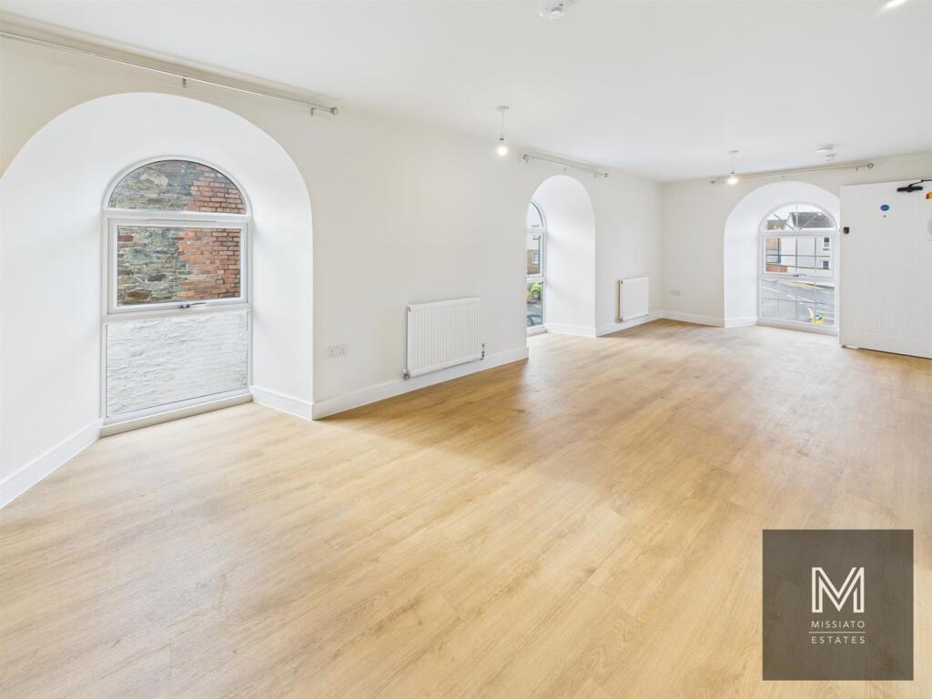 Main image of property: Soundwell Road, Bristol