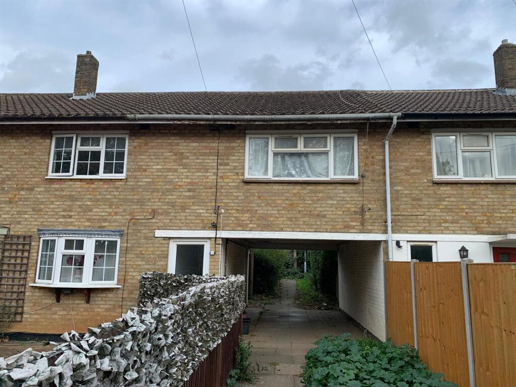 Main image of property: Popple Way, Stevenage Old Town