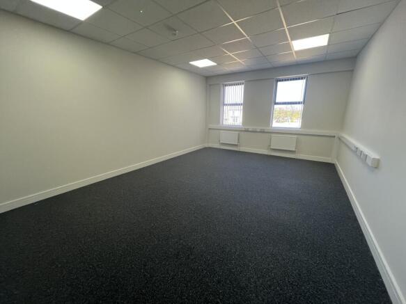 300 sqft office