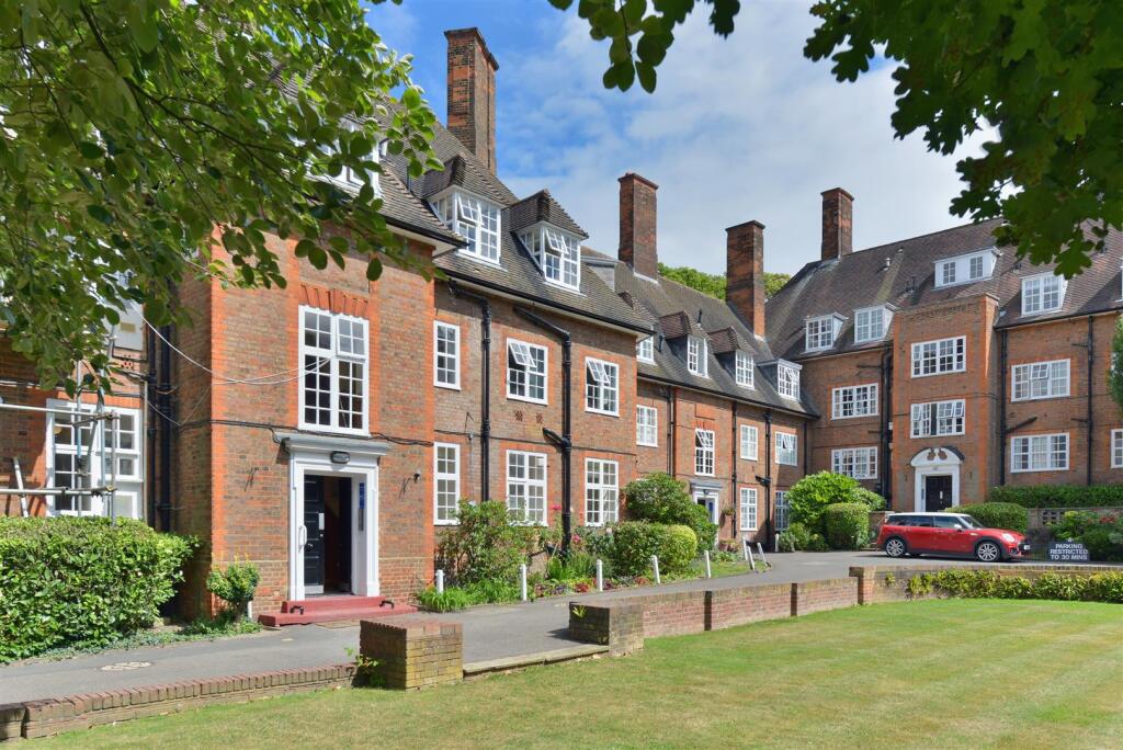 Main image of property: Hampstead Way, NW11