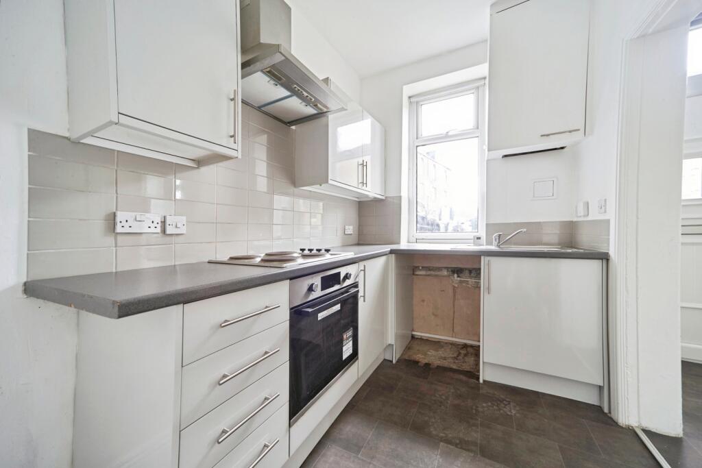 House in Bradford, Haworth and Stanbury - More