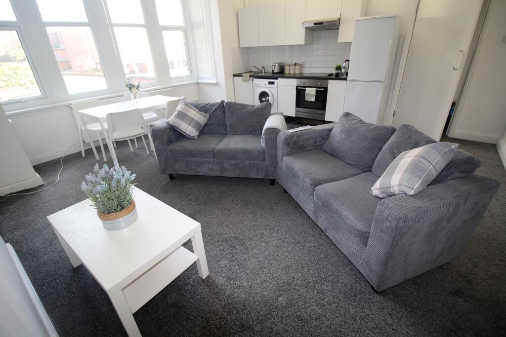 Main image of property: Flat 1, 1 Kelso Road, LS2 9PR