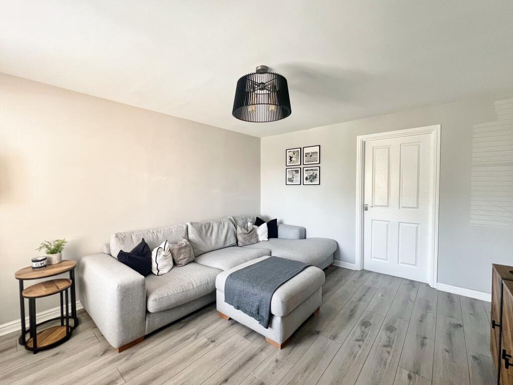 House in Coity - View 5