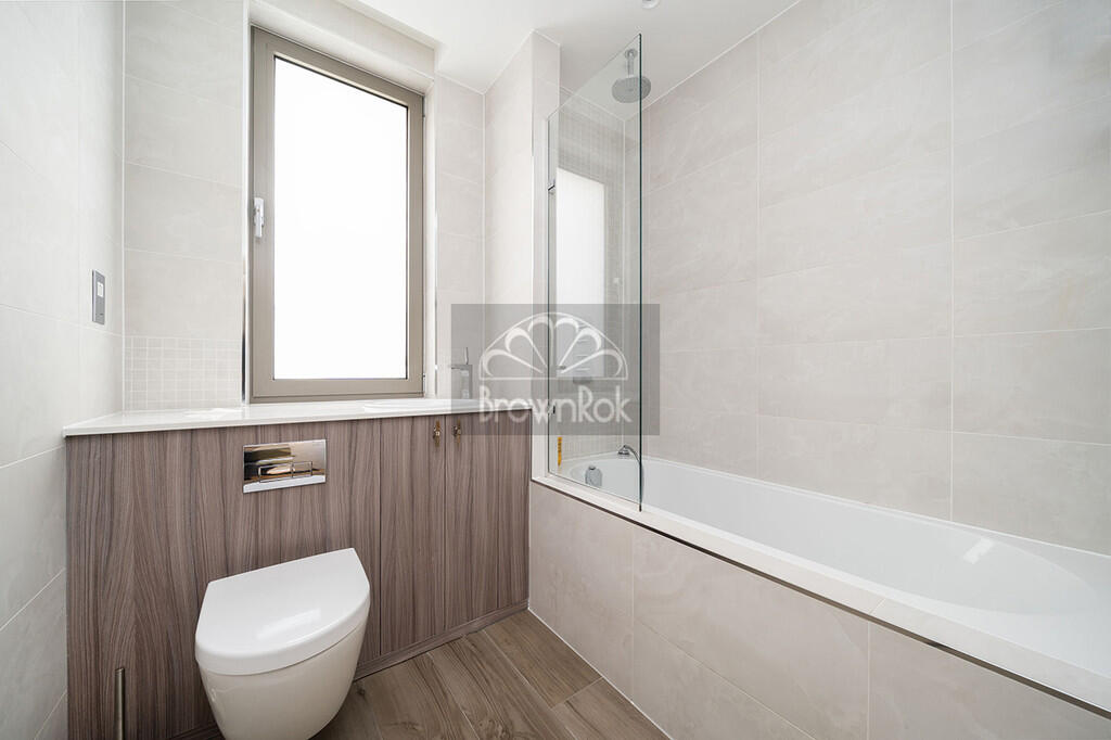 3 bedroom town house for rent