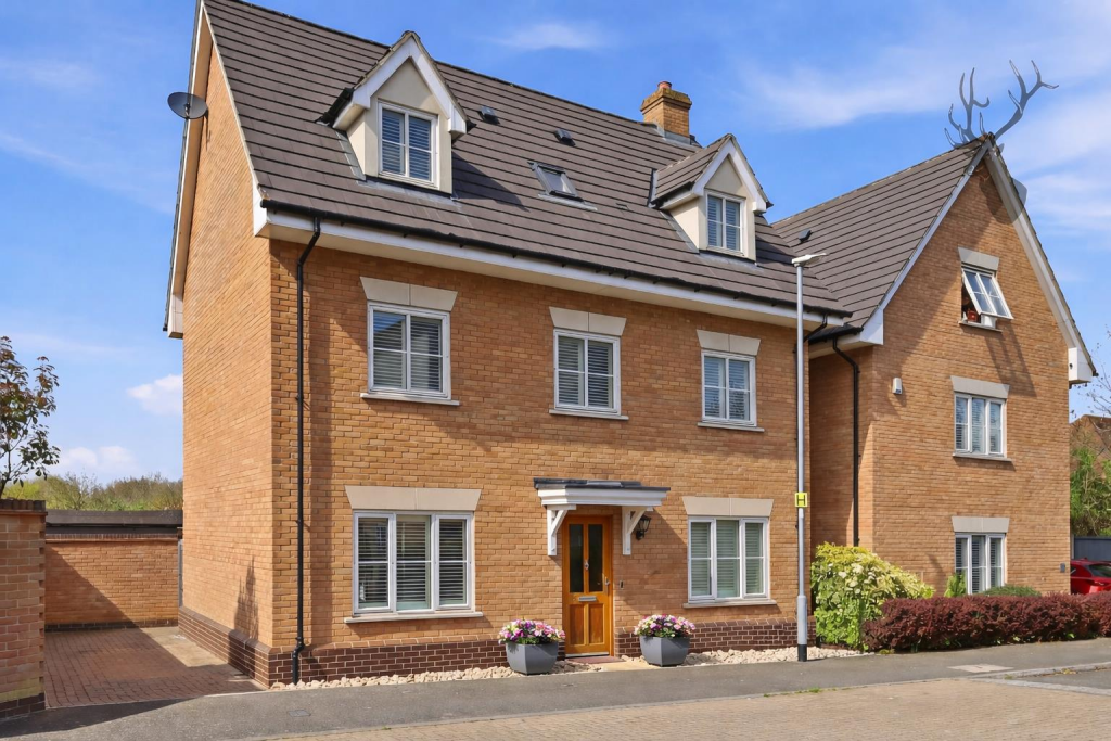 Main image of property: Buckingham Road, Epping