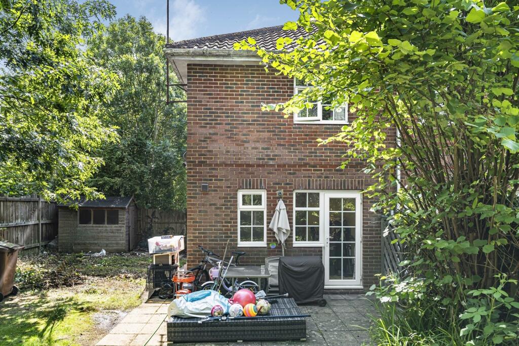 Additional image 11 of Longcroft Gardens, Welwyn Garden City, AL8