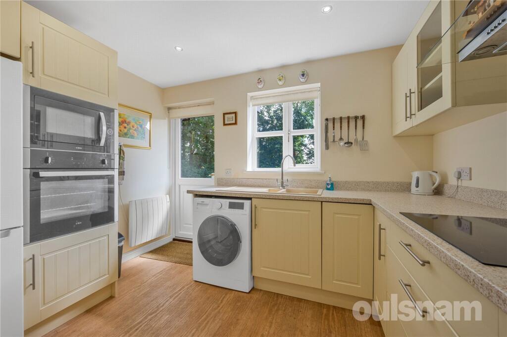 Willow Tree Drive, Barnt Green, Birmingham, Worcestershire, B45 photo 5
